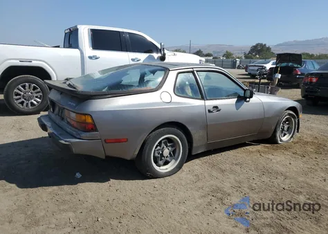 1983 Porsche 944 z USA, uszkodzony, nr VIN WP0AA0944DN450072